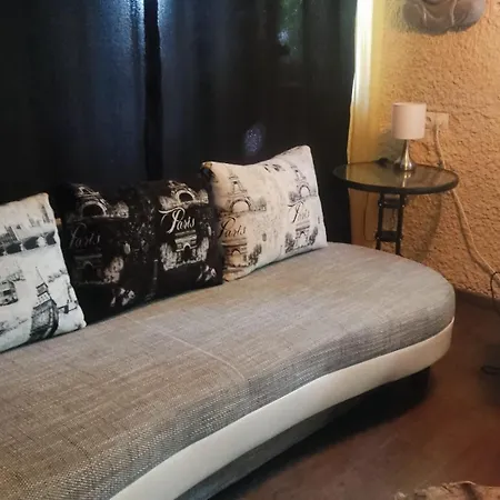 Apartment Dreams *